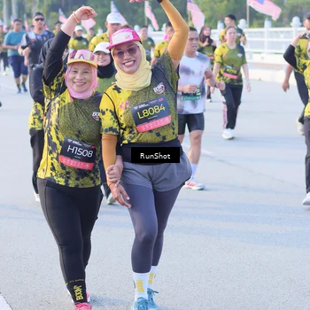 Runner Photo 7124071