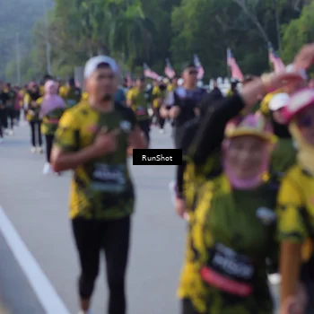 Runner Photo 7124076