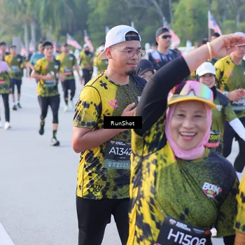 Runner Photo 7124082