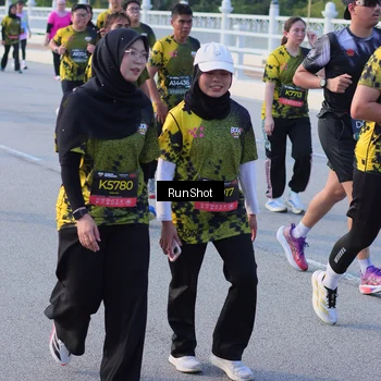 Runner Photo 7124101