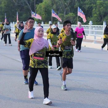 Runner Photo 7124134