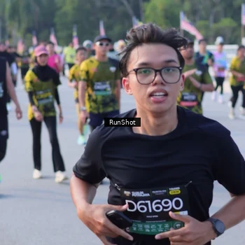 Runner Photo 7124148
