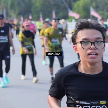 Runner Photo 7124149