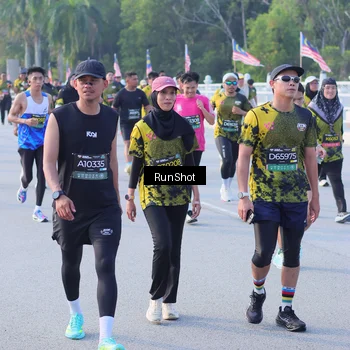 Runner Photo 7124163