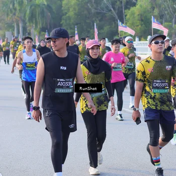 Runner Photo 7124172