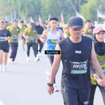 Runner Photo 7124178