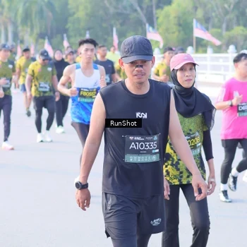 Runner Photo 7124180