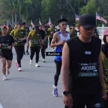 Runner Photo 7124182