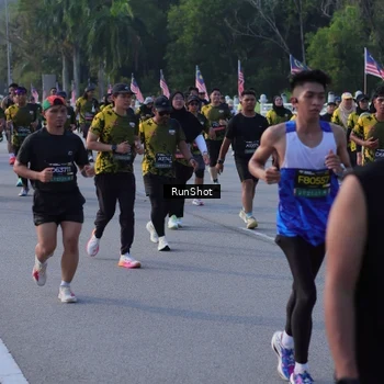 Runner Photo 7124183