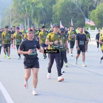 Runner Photo 7124197