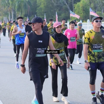 Runner Photo 7124200