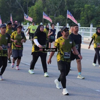 Runner Photo 7124215