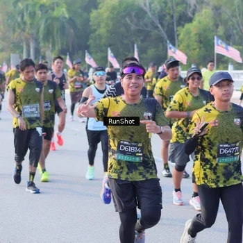 Runner Photo 7124224