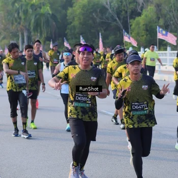 Runner Photo 7124226