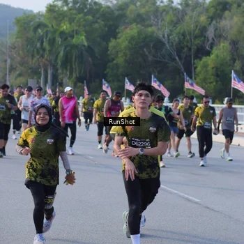 Runner Photo 7124230