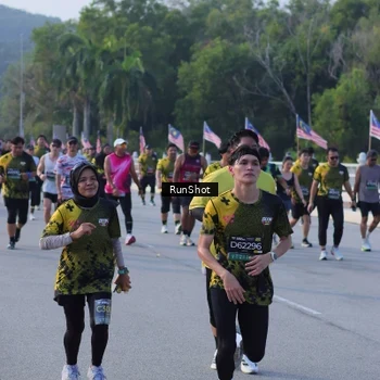 Runner Photo 7124237
