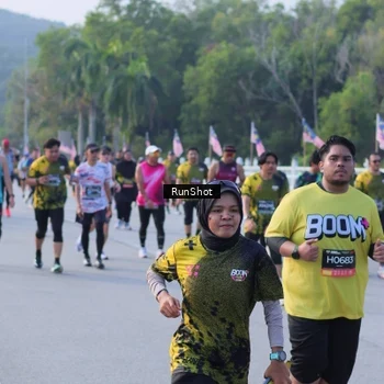 Runner Photo 7124242