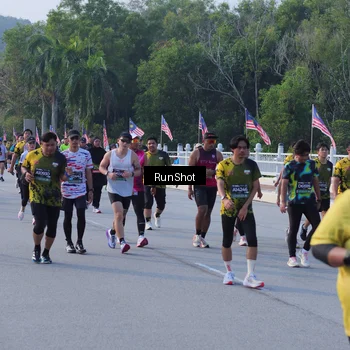 Runner Photo 7124247
