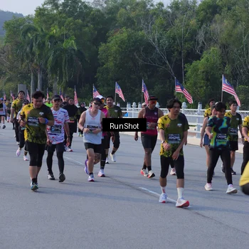 Runner Photo 7124253