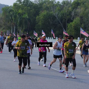 Runner Photo 7124262