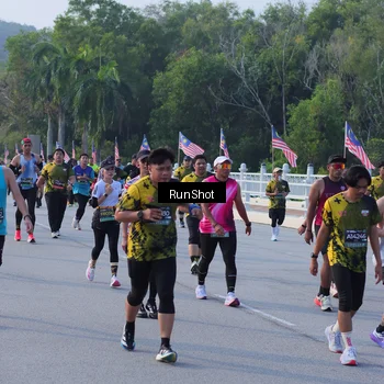 Runner Photo 7124267