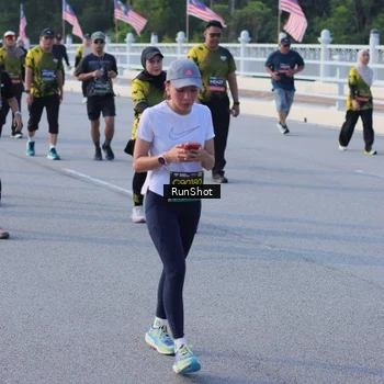 Runner Photo 7124273