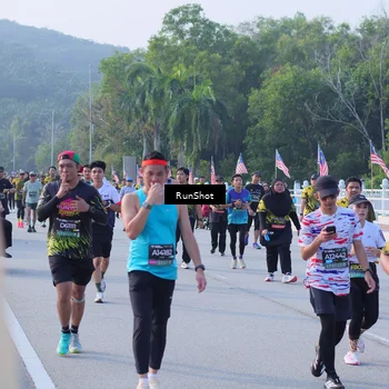 Runner Photo 7124282