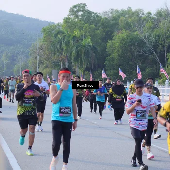 Runner Photo 7124283