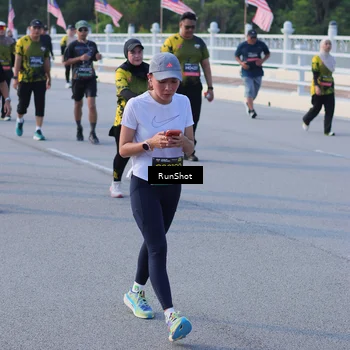 Runner Photo 7124289