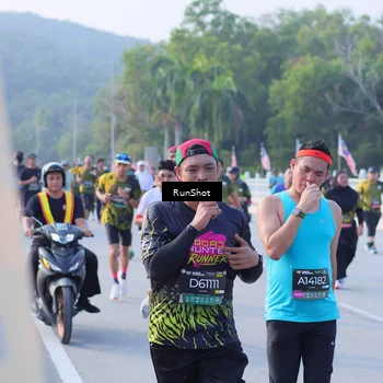 Runner Photo 7124291