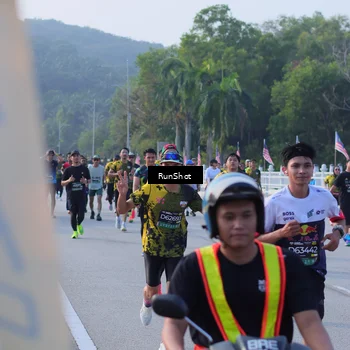 Runner Photo 7124301