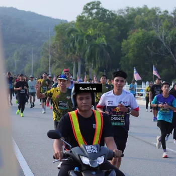Runner Photo 7124303