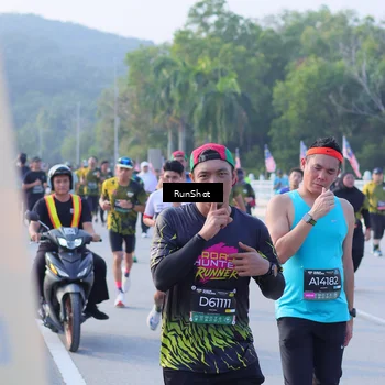 Runner Photo 7124323