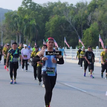Runner Photo 7124330