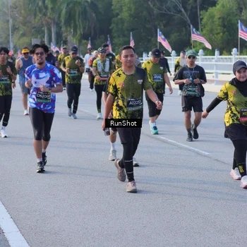 Runner Photo 7124333