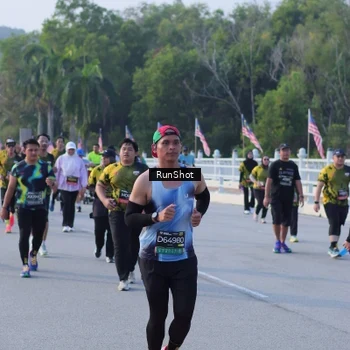 Runner Photo 7124336
