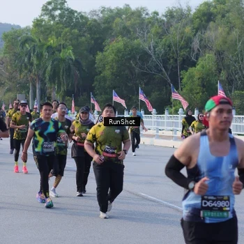 Runner Photo 7124345