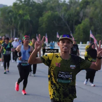 Runner Photo 7124347