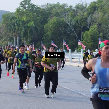 Runner Photo 7124348