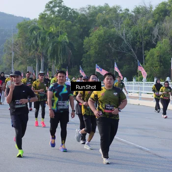 Runner Photo 7124350