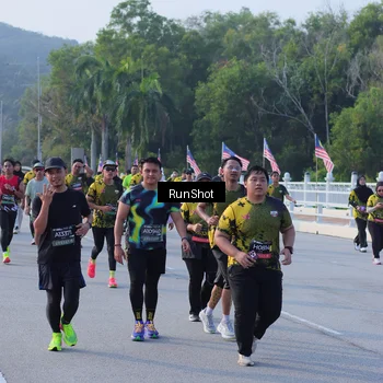 Runner Photo 7124352