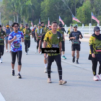 Runner Photo 7124353