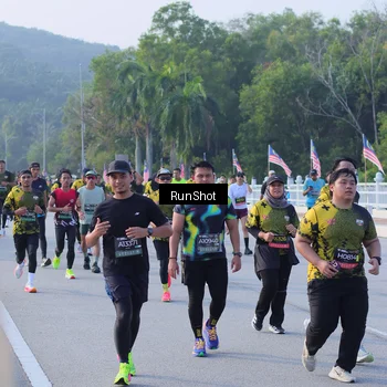 Runner Photo 7124359