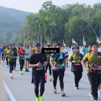 Runner Photo 7124360