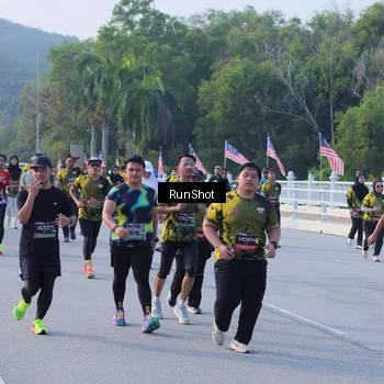 Runner Photo 7124363