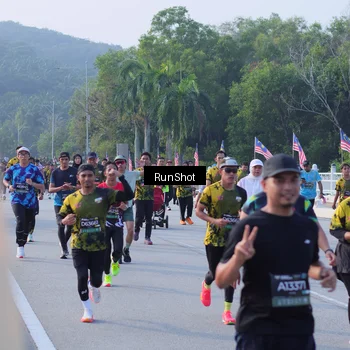 Runner Photo 7124380