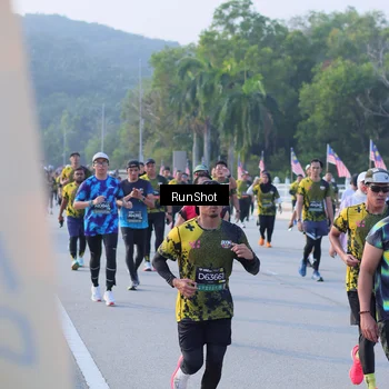 Runner Photo 7124384