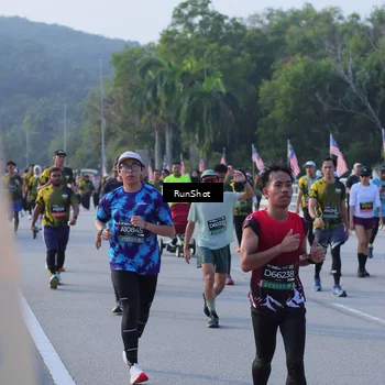 Runner Photo 7124398