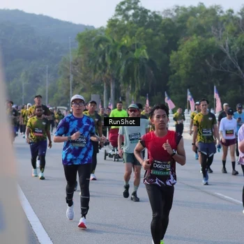 Runner Photo 7124399