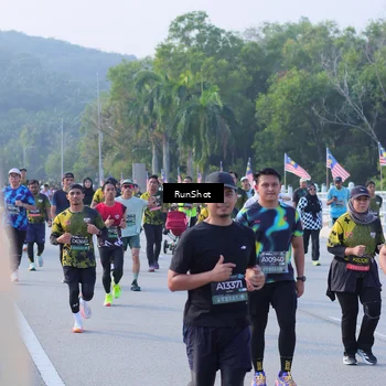 Runner Photo 7124401